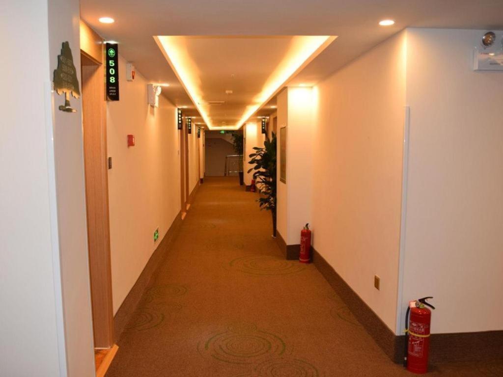 Greentree Inn Zhengzhou Xinzheng City Longhu Town Xiangyun Road Express Hotel Exterior foto