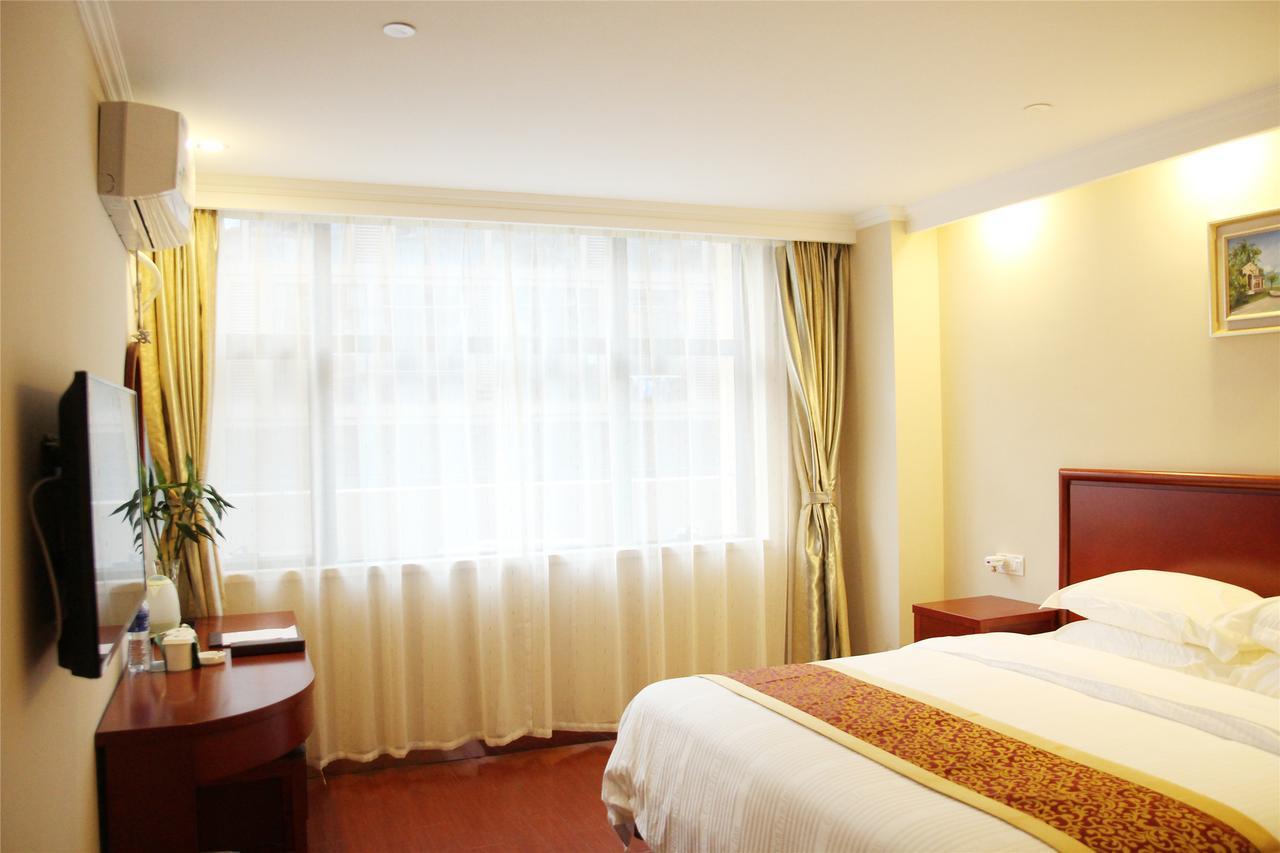 Greentree Inn Zhengzhou Xinzheng City Longhu Town Xiangyun Road Express Hotel Exterior foto